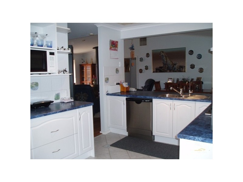 40 Heysen Court, Blakeview SA 5114