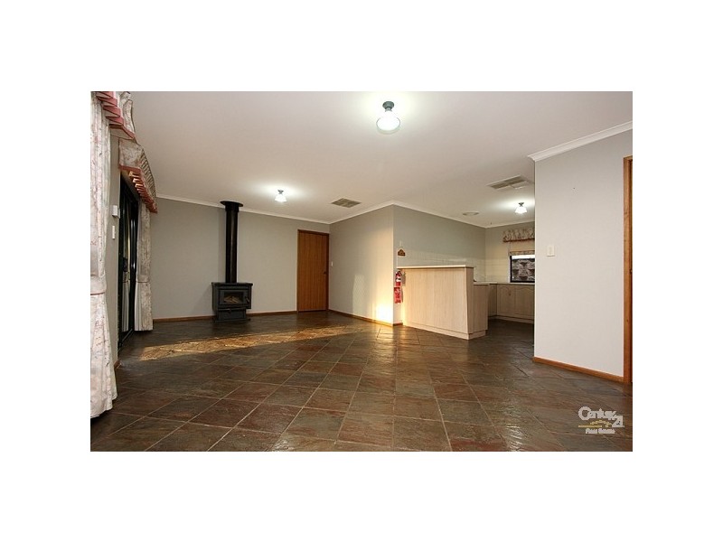 9 Honeysuckle Road, Hillbank SA 5112