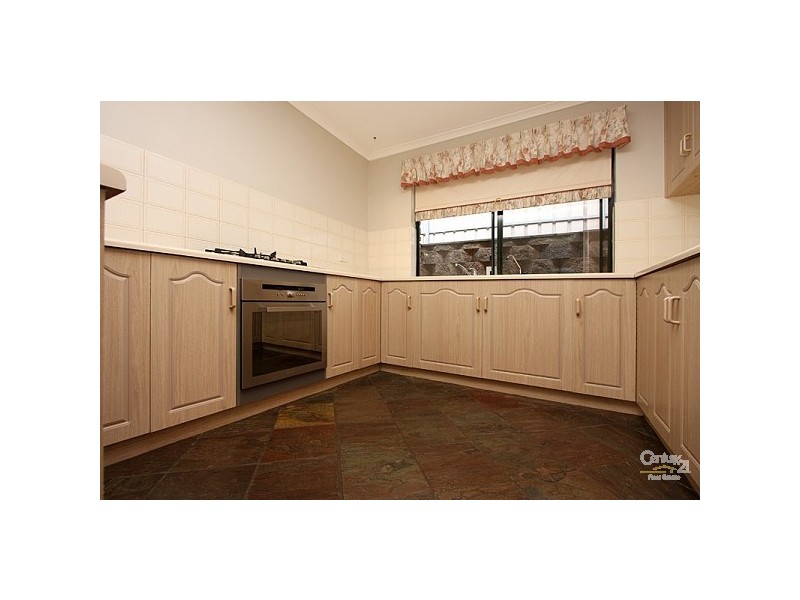 9 Honeysuckle Road, Hillbank SA 5112