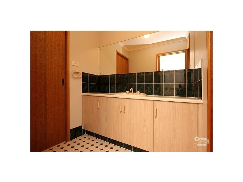 9 Honeysuckle Road, Hillbank SA 5112