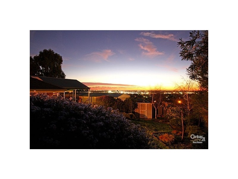 9 Honeysuckle Road, Hillbank SA 5112