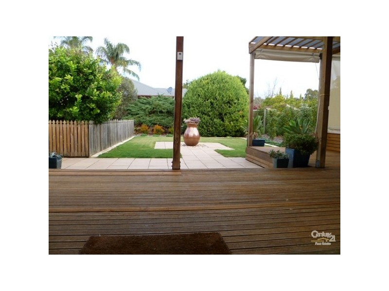 19 Lyndoch Rd, Gawler East SA 5118