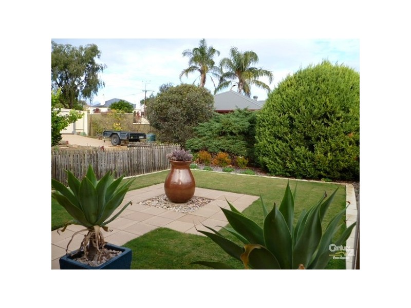 19 Lyndoch Rd, Gawler East SA 5118