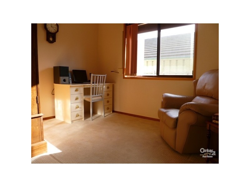 11 Knightsbridge Court, Hillbank SA 5112