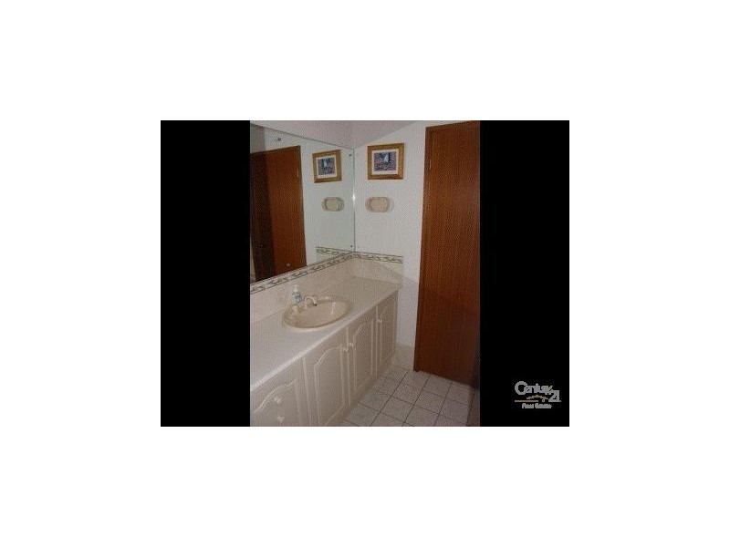 92 President Avenue, Andrews Farm SA 5114