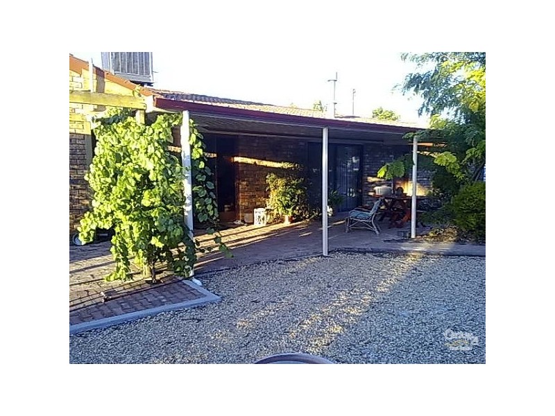 6 Reid Road, Waikerie SA 5330