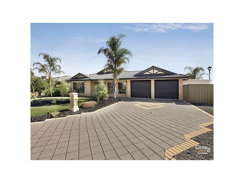 98 President Avenue, Andrews Farm SA 5114