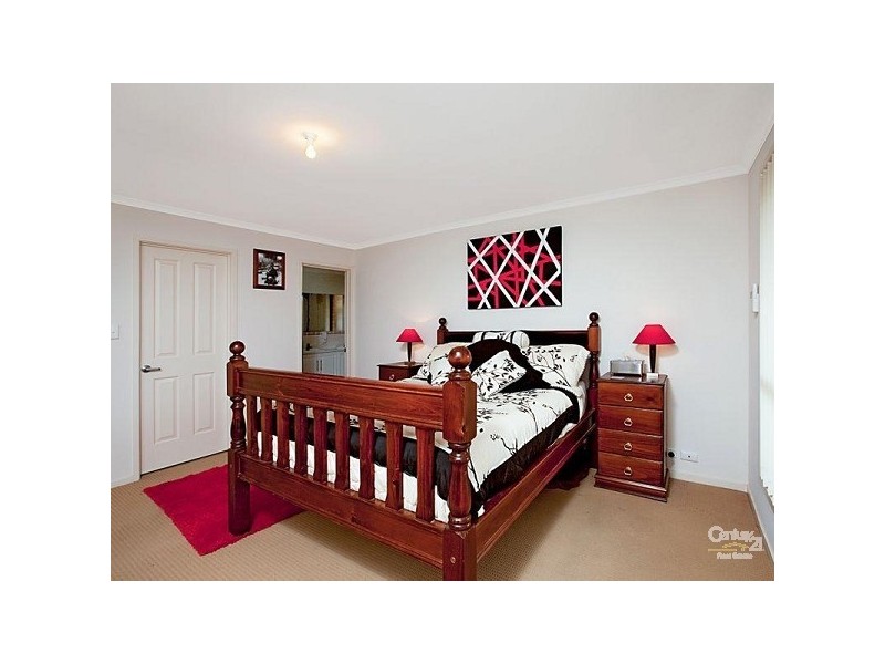 98 President Avenue, Andrews Farm SA 5114