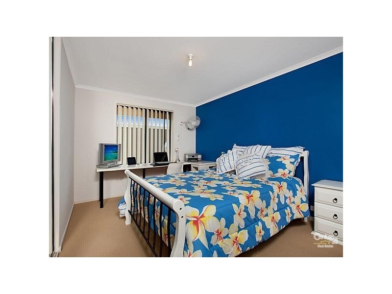 98 President Avenue, Andrews Farm SA 5114