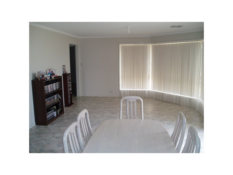 5 Chestnut Grove, Blakeview SA 5114