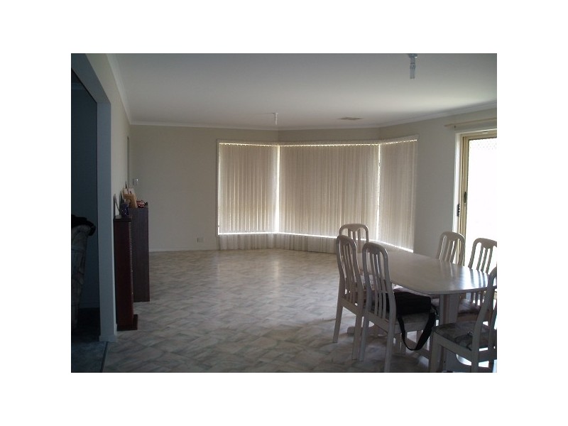 5 Chestnut Grove, Blakeview SA 5114