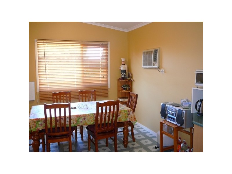 38 Avis Court, Valley View SA 5093