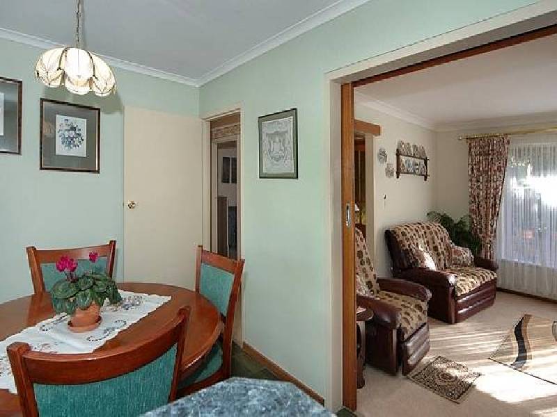 41 Knightsbridge Avenue, Valley View SA 5093
