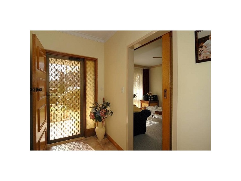 2 Rosemary Avenue, Athelstone SA 5076