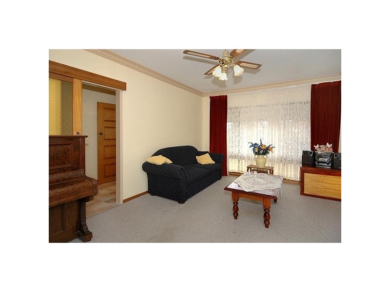 2 Rosemary Avenue, Athelstone SA 5076