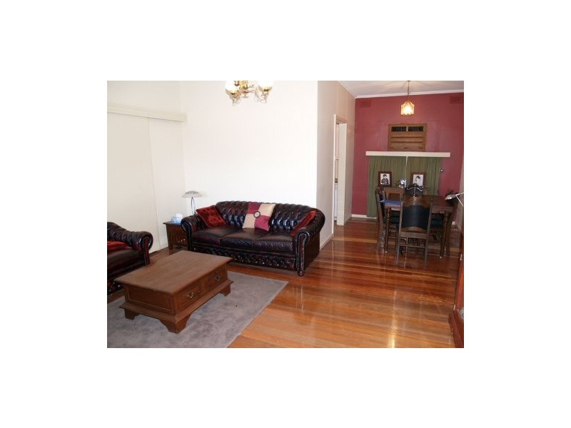 2 Leander Crescent, Greenacres SA 5086