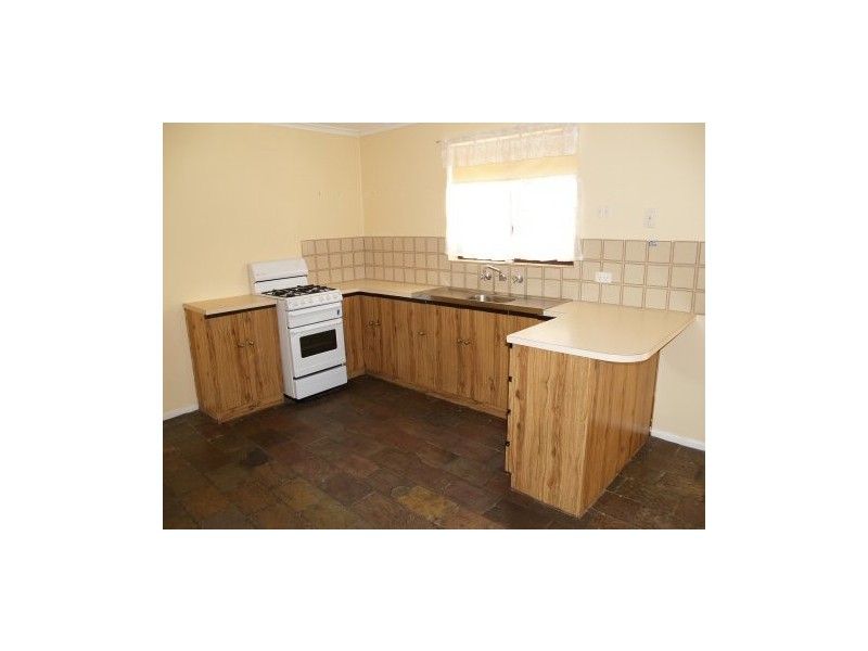 35 Barton Crescent, Burton SA 5110