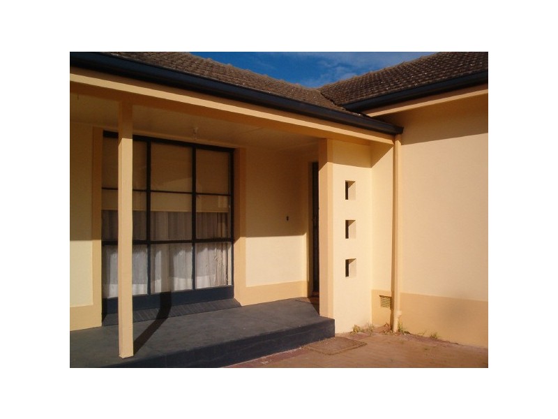 13 Chester Avenue, Clearview SA 5085