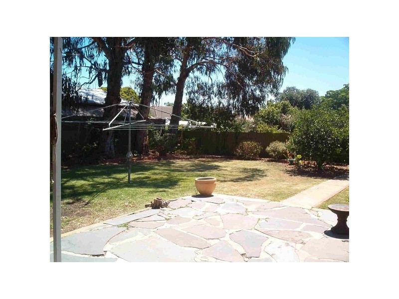 18 Clifton Street, Blair Athol SA 5084