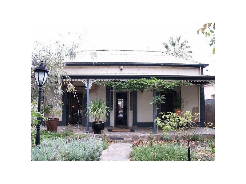 35 Third Avenue, St Peters SA 5069