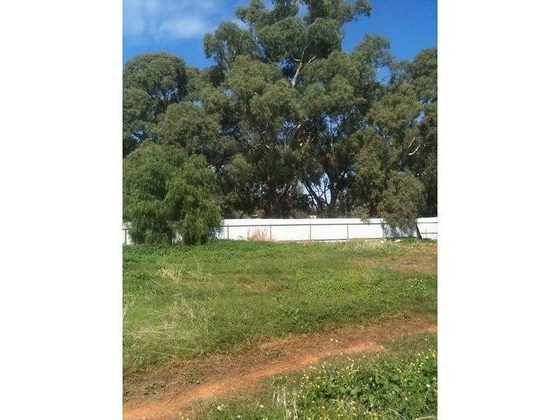 37 Prunus Ave, Elizabeth Vale SA 5112