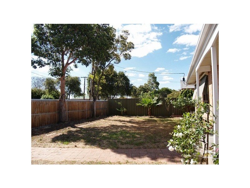 2 Day Ave, Broadview SA 5083