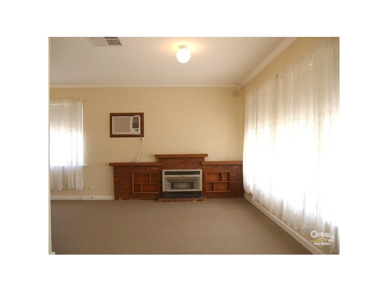 2 Day Ave, Broadview SA 5083