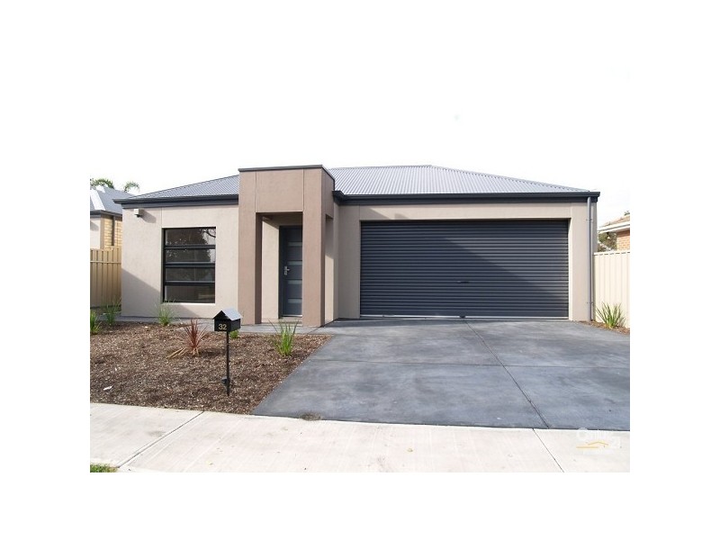 32 Stone St, Blair Athol SA 5084