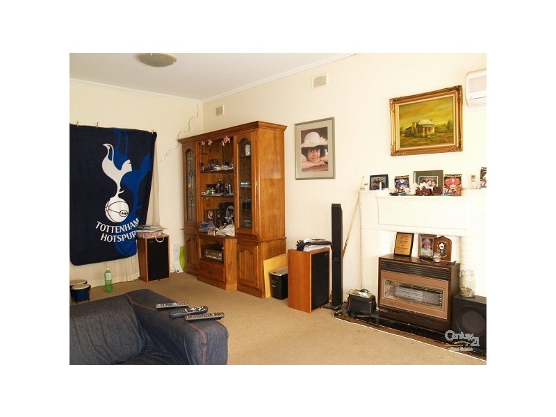 4 Walton Avenue, Clearview SA 5085