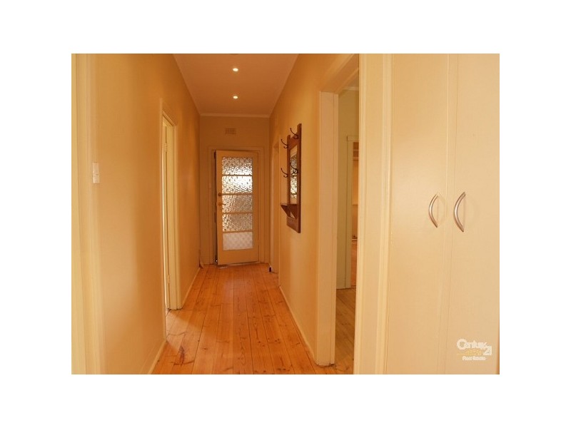 1 Derby Street, Albert Park SA 5014