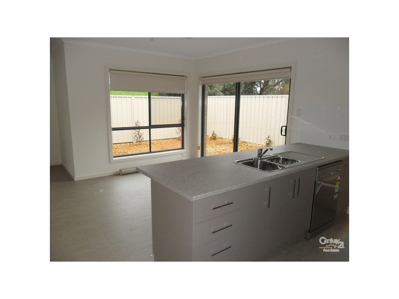 6 Seaview Court, Blakeview SA 5114