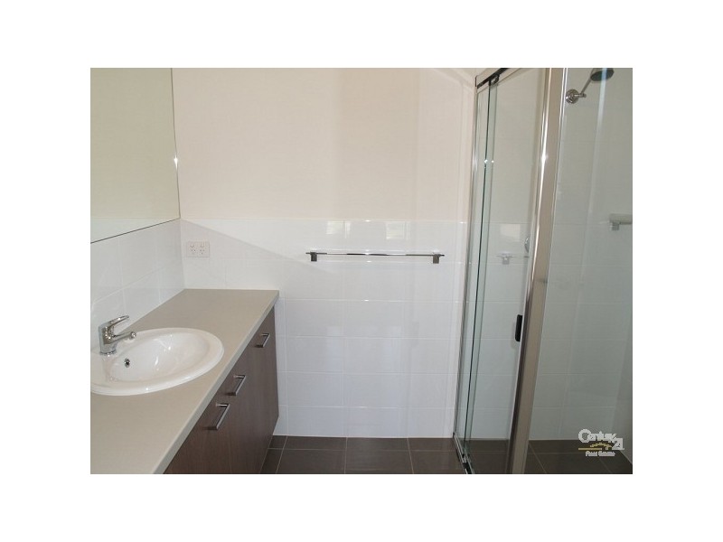 5 Seaview Crt, Blakeview SA 5114