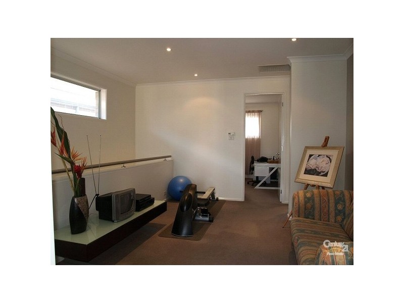 16 Lynwood Drive, Marden SA 5070