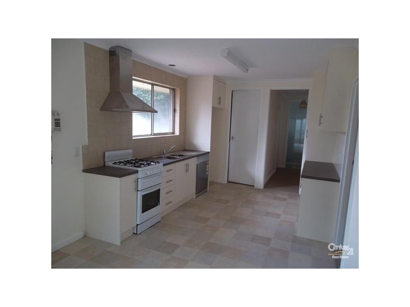 8 Quondong Avenue, Parafield Gardens SA 5107