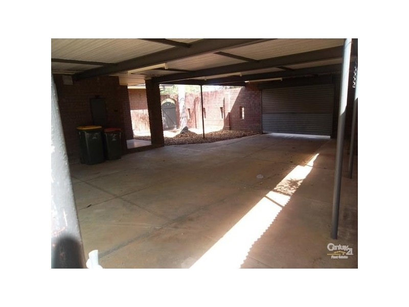 8 Quondong Avenue, Parafield Gardens SA 5107