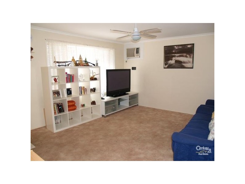 1 Greenfields Drv,, Andrews Farm SA 5114