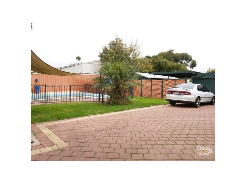 284 Hampstead Rd, Clearview SA 5085