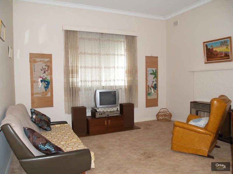 9 St Clements St, Blair Athol SA 5084