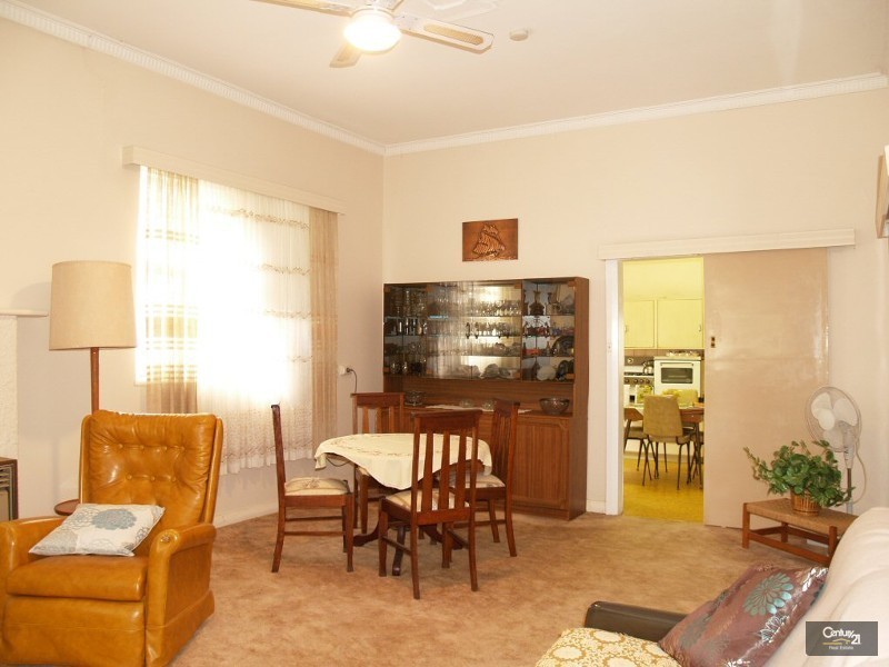 9 St Clements St, Blair Athol SA 5084