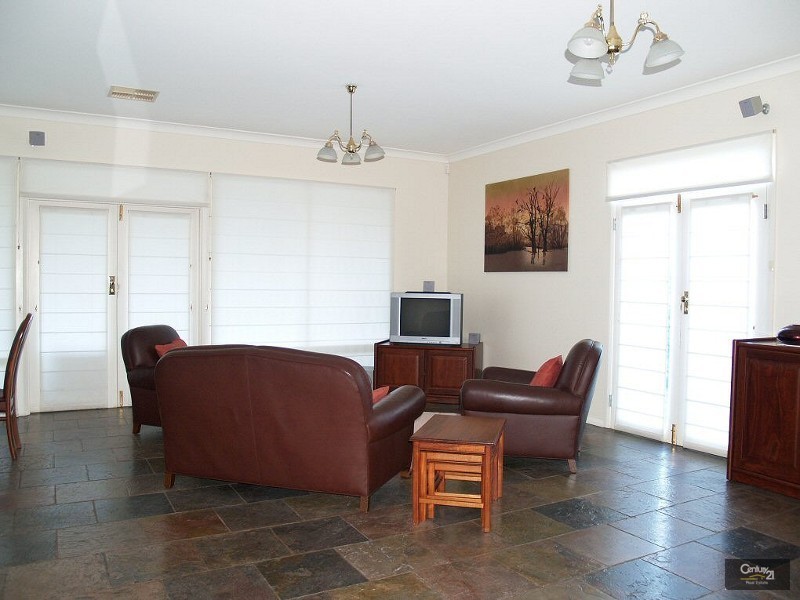 6 Ash Grove, Magill SA 5072