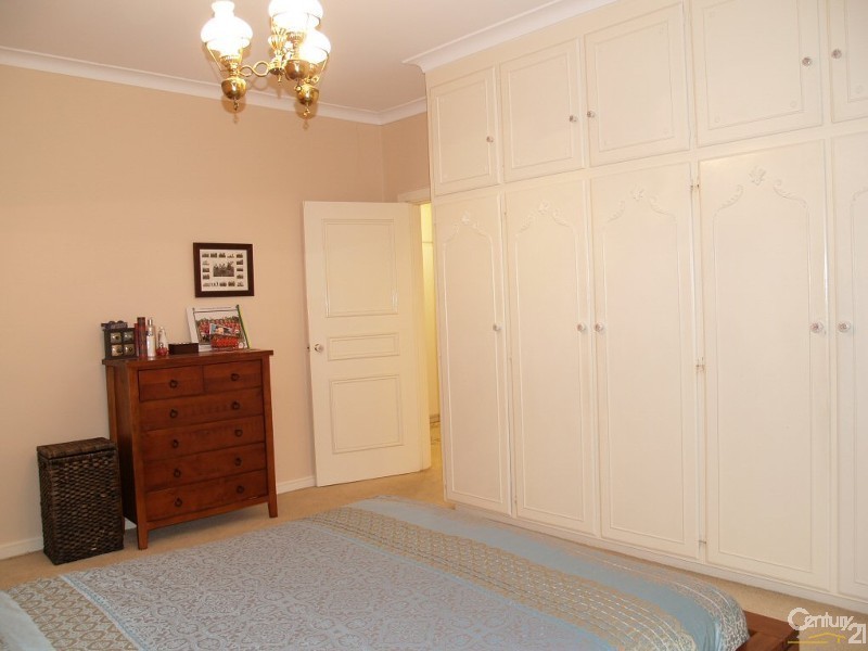 2 Peel St, Prospect SA 5082