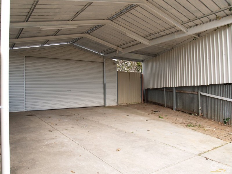 17 Livingstone Ave, Ingle Farm SA 5098