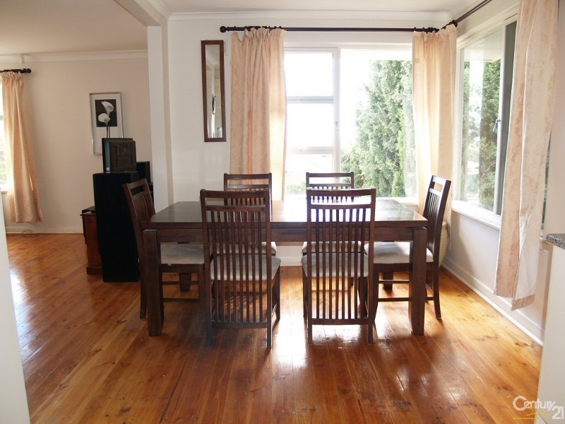 17 Livingstone Ave, Ingle Farm SA 5098