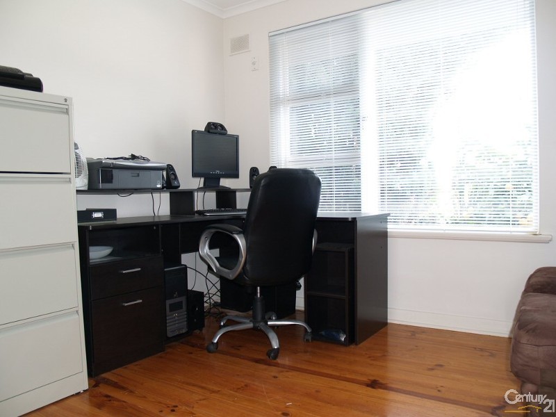 17 Livingstone Ave, Ingle Farm SA 5098