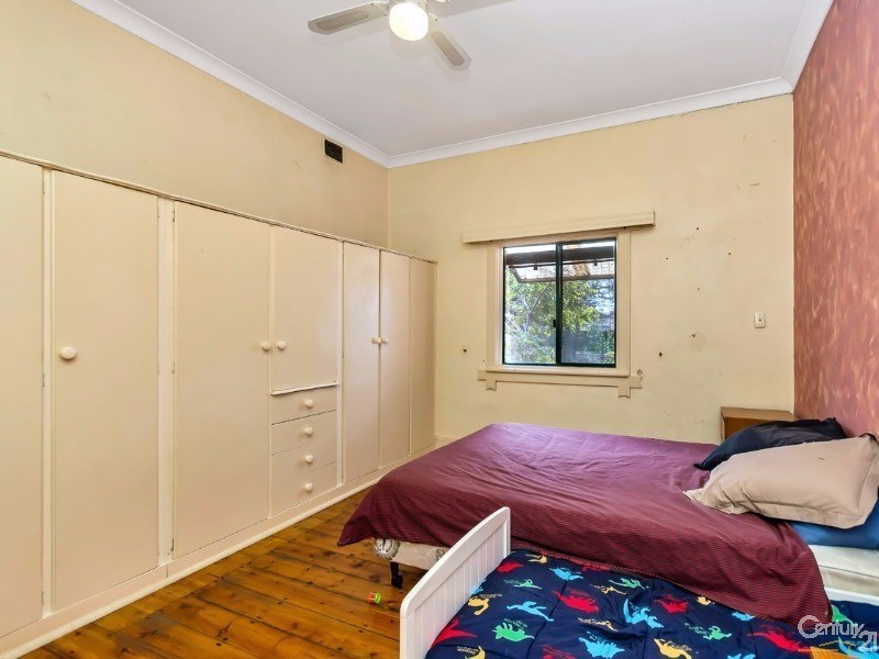 98 Churchill Rd North, Dry Creek SA 5094