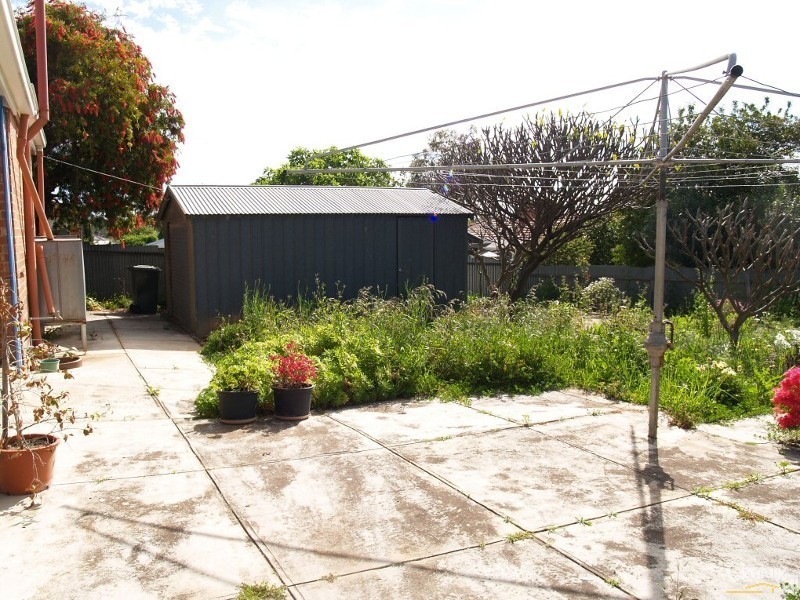 15 Deakin St, Blair Athol SA 5084