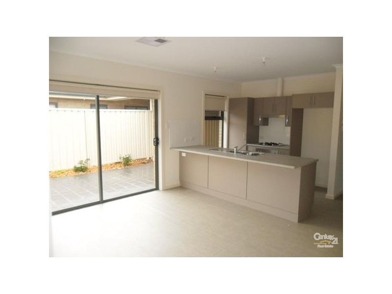 6 Seaview Court, Blakeview SA 5114