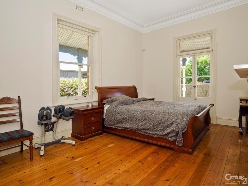 5 Park St, Kingswood SA 5062