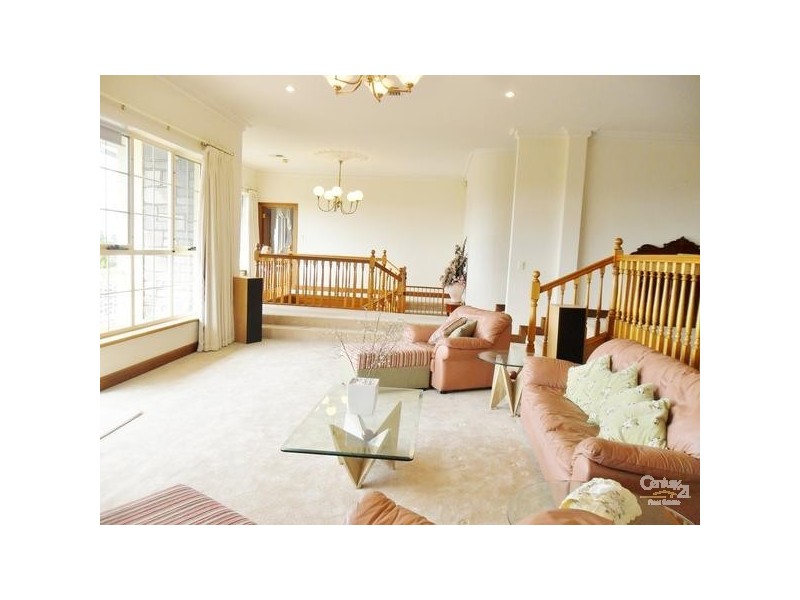 16 Bushy Park  Drive, Auldana SA 5072