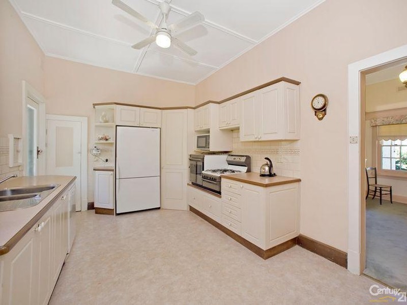 37 Alpha Road, Prospect SA 5082